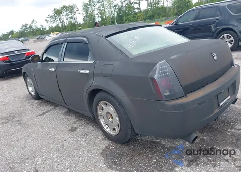 2007 Chrysler 300 Touring from USA, damaged, VIN 2C3KA53G47H798394